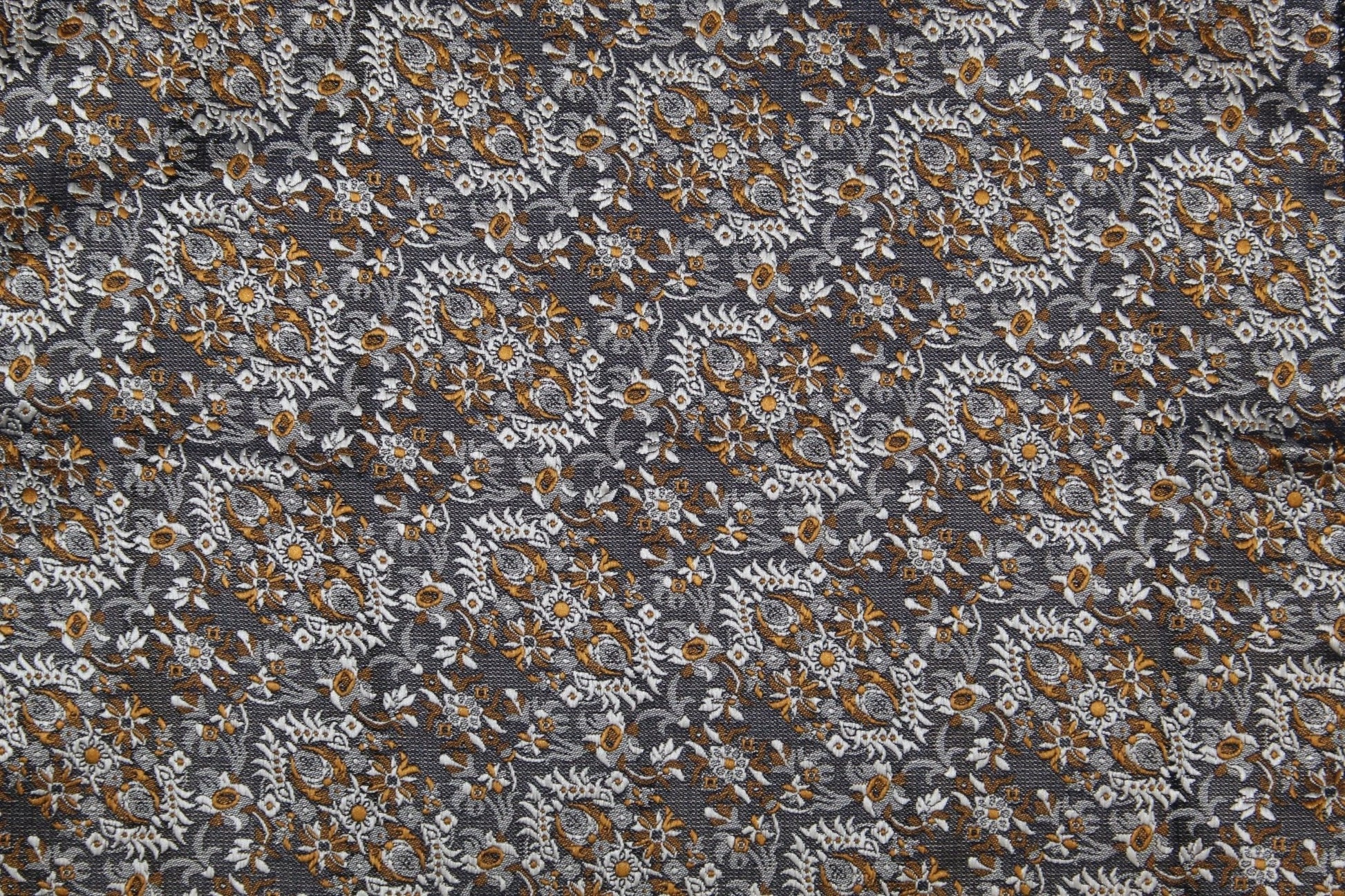 Skinny Design Necktie & Pocket Square by Vittorio Farina (NH - SD - 0001) for Independent Retail Stores by Dubal Brothers