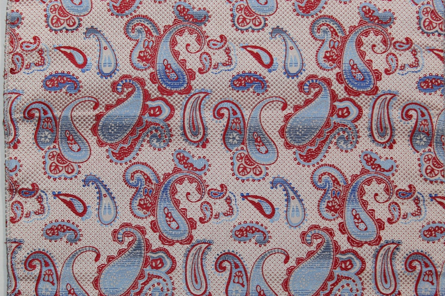 Skinny Design Necktie & Pocket Square by Vittorio Farina (NH - SD - 0004) for Independent Retail Stores by Dubal Brothers