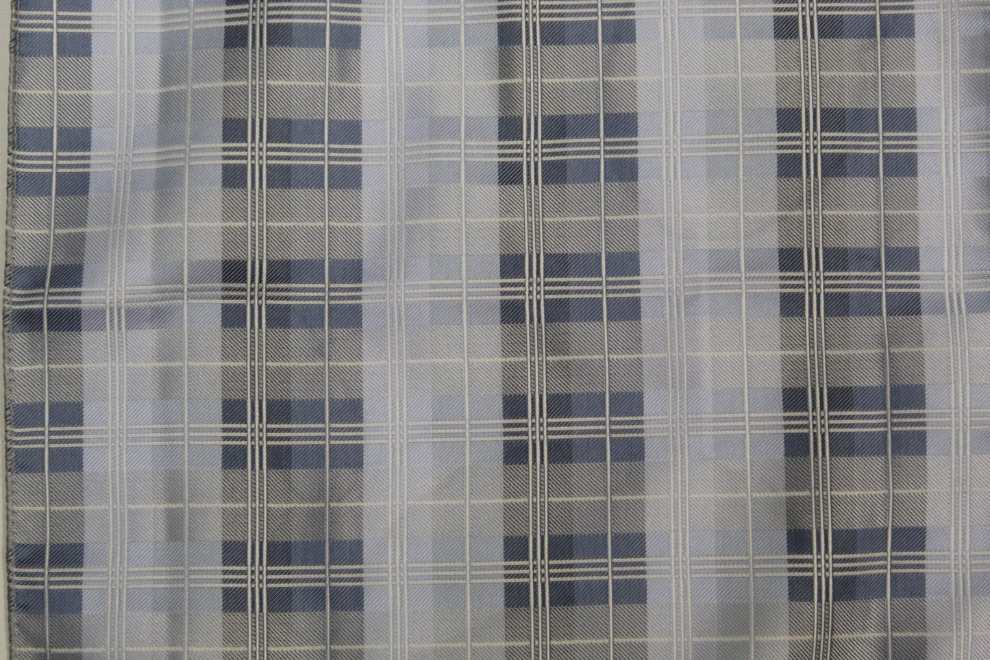 Skinny Design Necktie & Pocket Square by Vittorio Farina (NH - SD - 0021) for Independent Retail Stores by Dubal Brothers