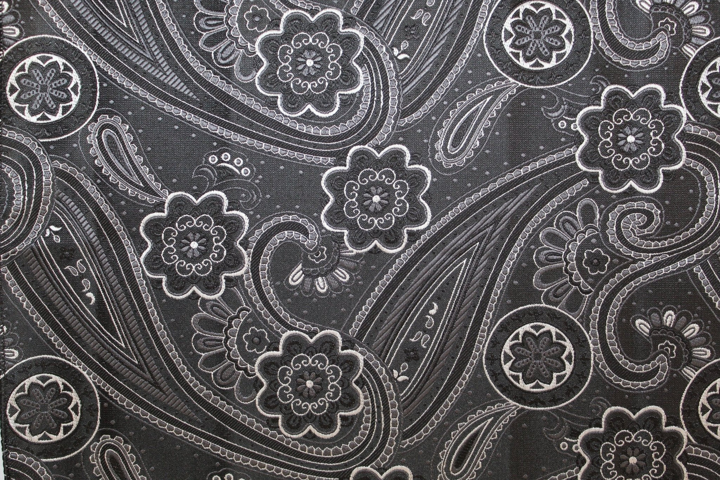 Skinny Design Necktie & Pocket Square by Vittorio Farina (NH - SD - 0027) for Independent Retail Stores by Dubal Brothers