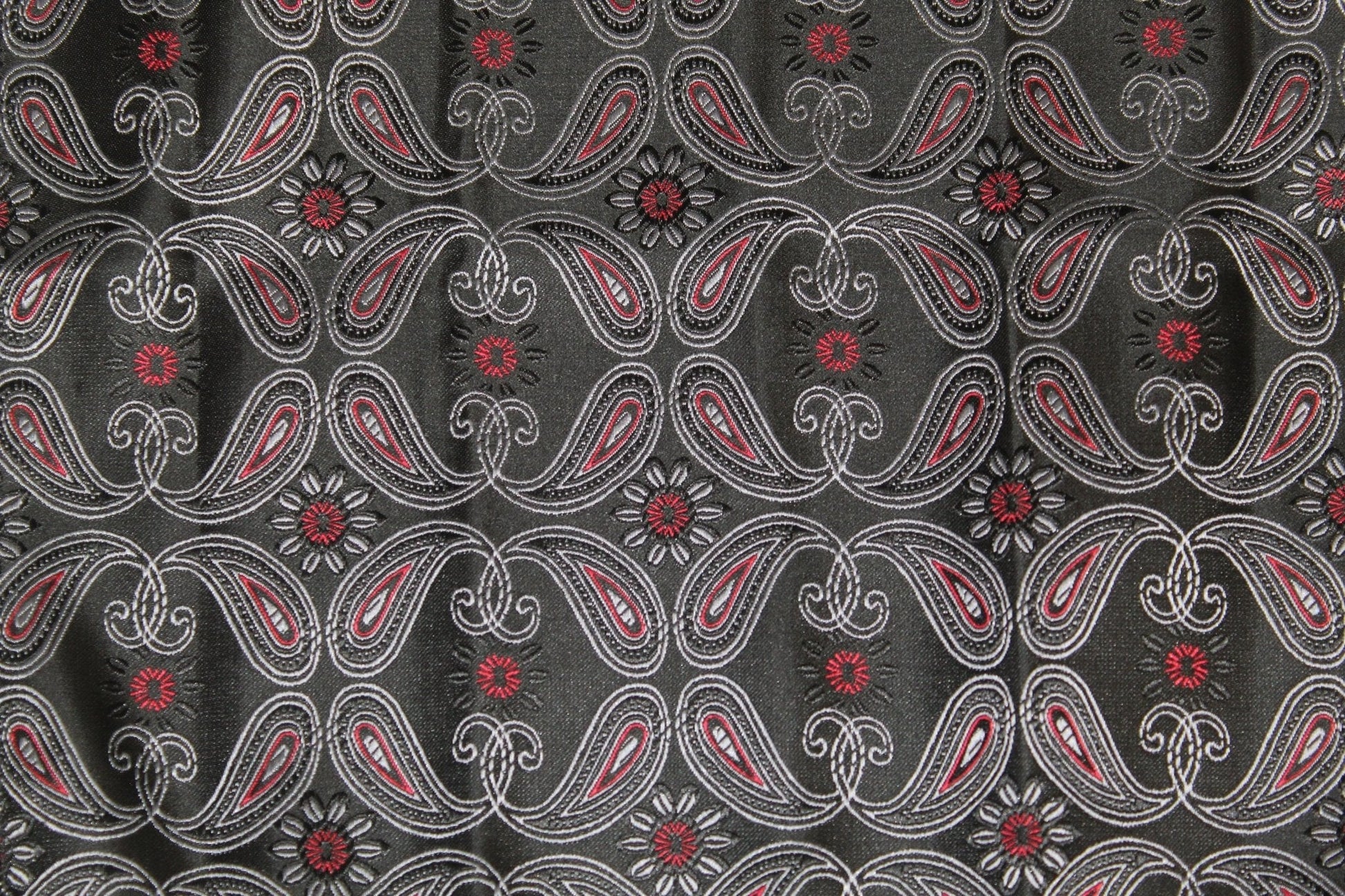 Skinny Design Necktie & Pocket Square by Vittorio Farina (NH - SD - 0028) for Independent Retail Stores by Dubal Brothers